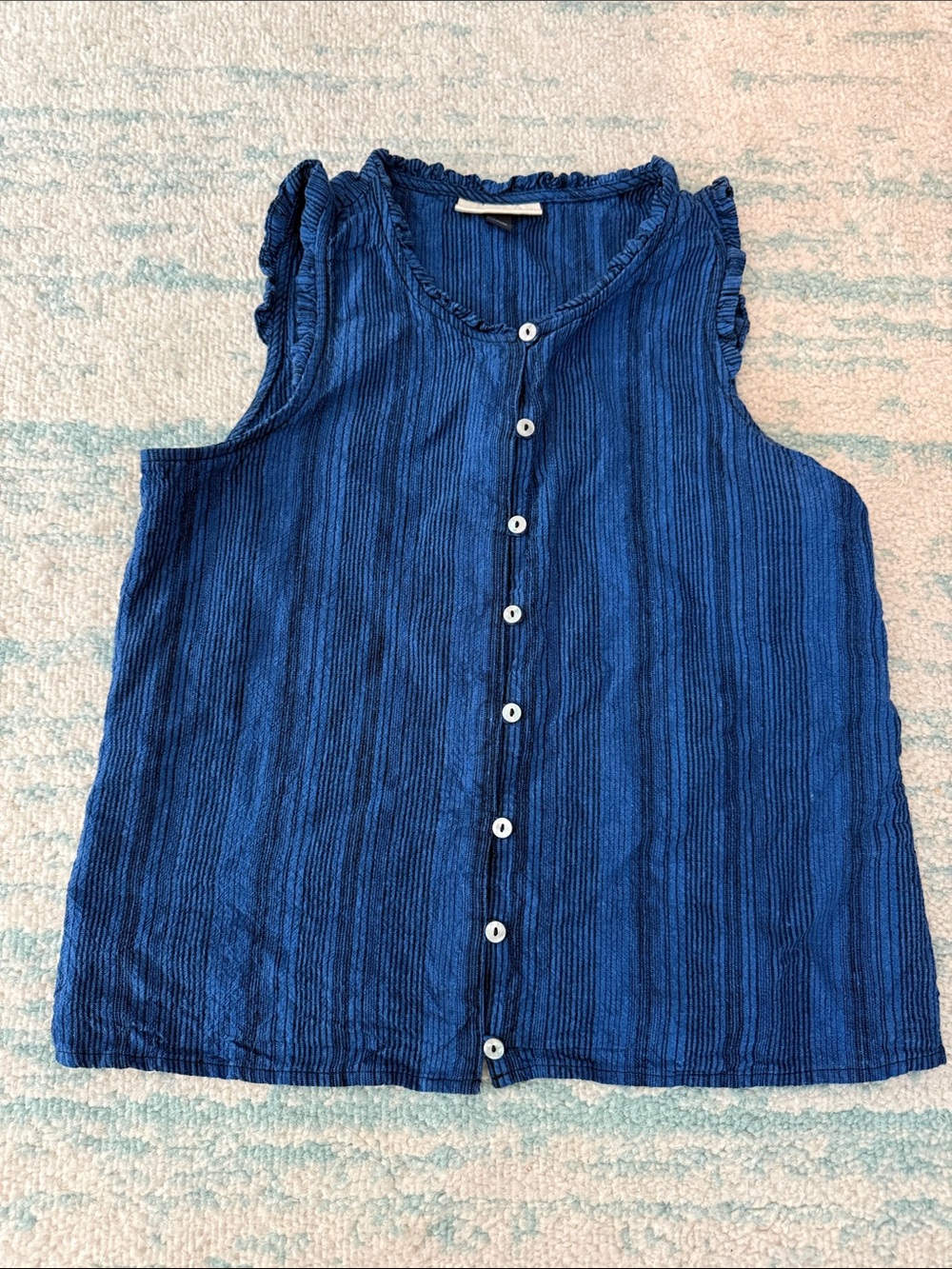 Universal Thread Blue Button-Front Ruffle Sleeve Tank